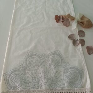 Camino de mesa tusor estampado con relieve (40 x 140 cm)